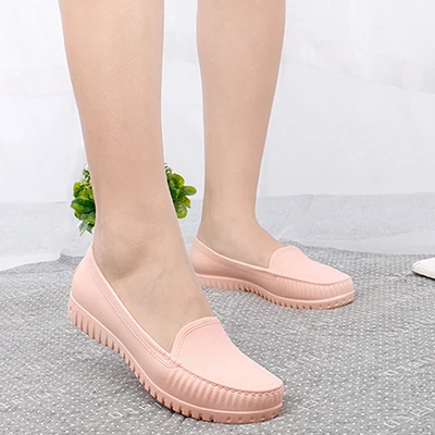 Pink Женская обувь для дождливой погоды г. Летние водонепроницаемые женские туфли из ПВХ на плоской подошве, обувь для дождливой погоды ярких цветов Нескользящая повседневная женская обувь весенняя обувь на плоской подошве - Цвет: Pink
