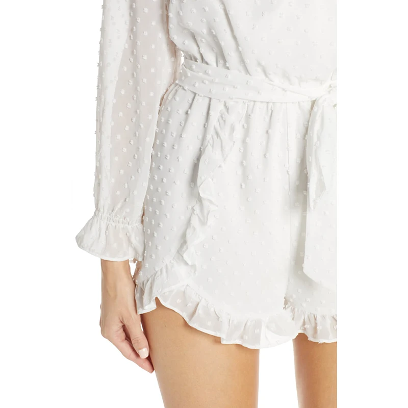 Женское кружевное мини-платье с длинным рукавом белое Свободное платье