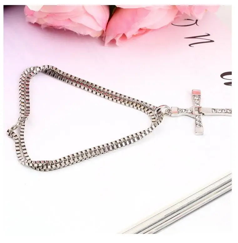 Быстрое и яростное ожерелье мужской крестик люди Молящиеся святилищами