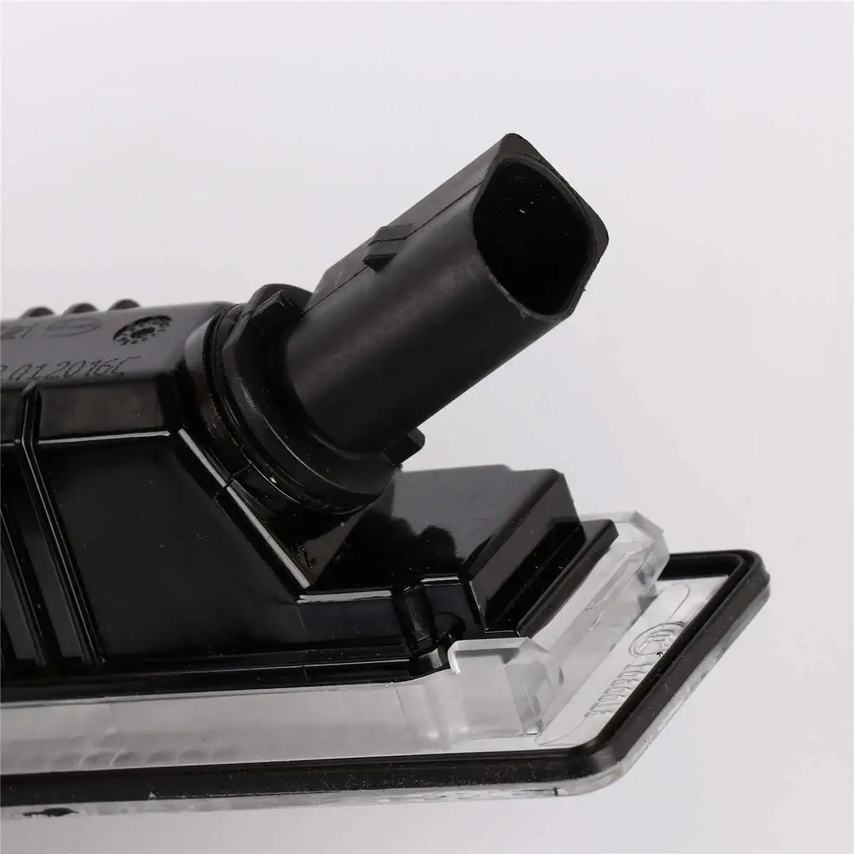 1 шт. автомобильная светодиодная лампа 12 В для номерного знака VW Jetta Mk2 31G 943 021|plate