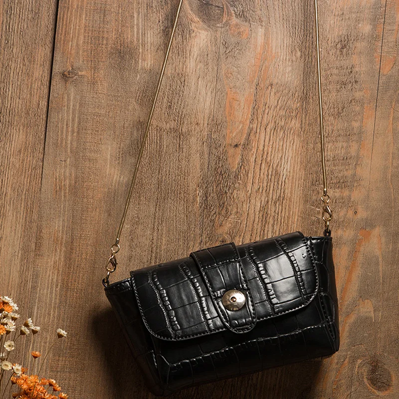 ДЖОЛИ FEMME Кожаный Мини Квадратных Сумки Весна Новый Стиль Сумка Почтальона