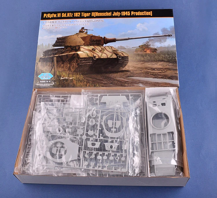 

1/35 немецкий Sd.kfz Tiger King тяжелый танк Henschel 84533