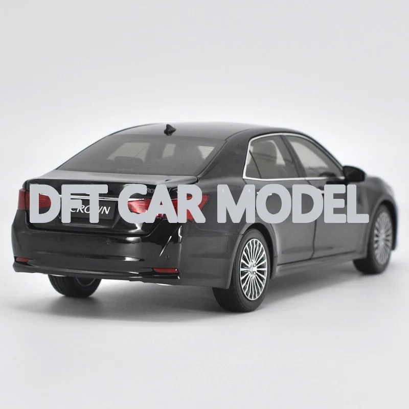 Литая под давлением модель автомобиля в масштабе 1:18 корона игрушки для подарков