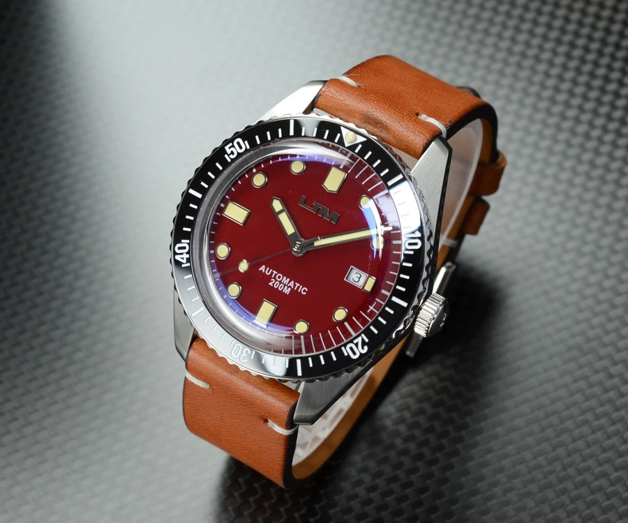 Lugyou San Martin Sea Master Diver Мужские часы Автоматические из нержавеющей стали сапфировое стекло 20 бар водонепроницаемый кожаный ремешок Дата