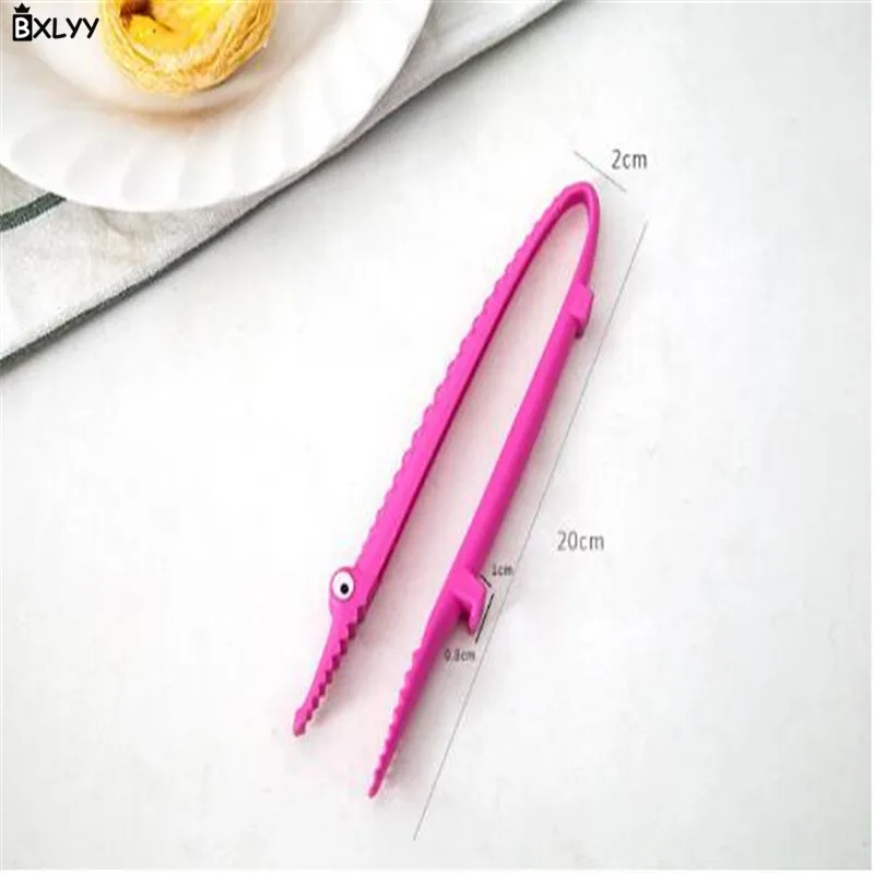 BXLYY Multi-function Crocodile Food Clip Can Be Hung Cake Bread Fruit Salad BBQ Kitchen Accessories Vegetable Cutter.7 | Дом и сад