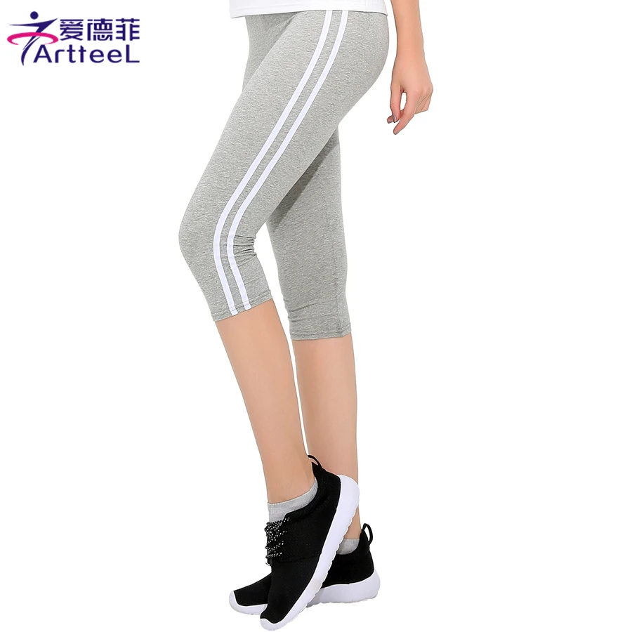 Модные женские туфли Мотобрюки Узкие брюки до середины икры Длина тренировки