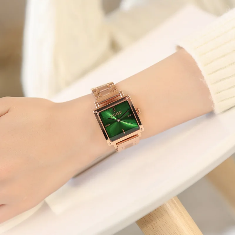 New Square Ladies Watches Women Rose Gold Stainless Steel Casual Quartz Watch Woman Bracelet Dress Wrist Watches Clock