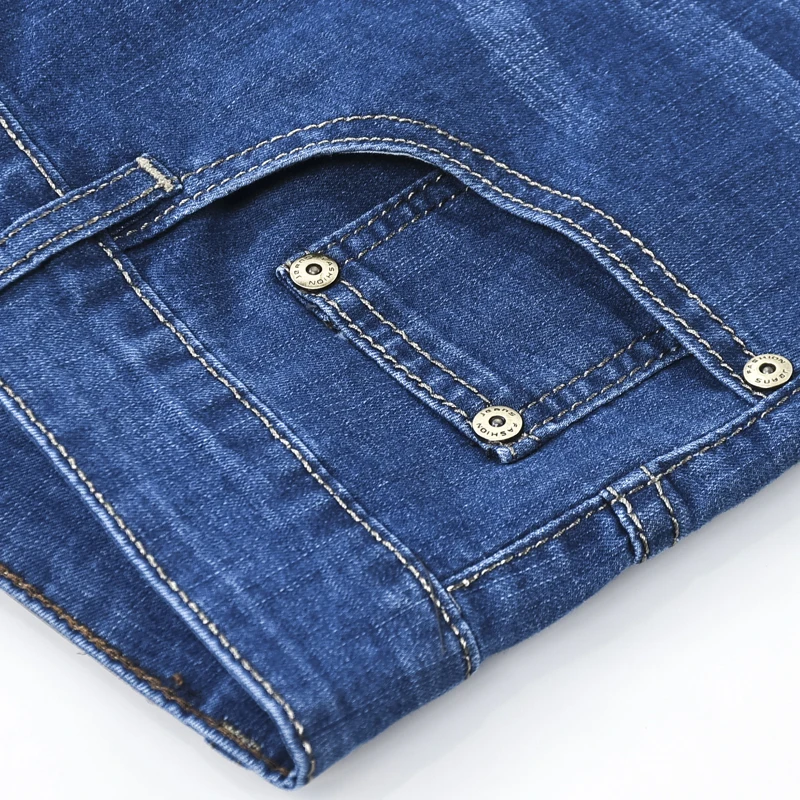 

QUANBO 2019 Summer Thin Breathable Denim Shorts Fashion Blue Elastic Straight Men Jeans Cotton Casual Jeans Shorts Plus size