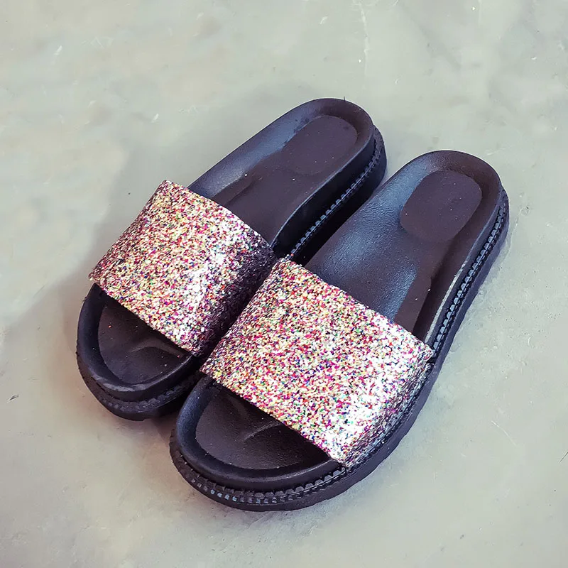 Новинка 2019 года Модные женские летние шлепанцы с открытым носком на плоской