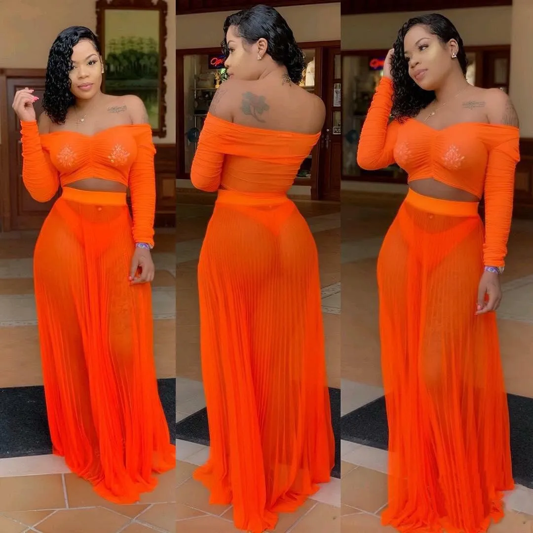 Женский комплект из двух предметов с вырезом лодочкой летний укороченный топ