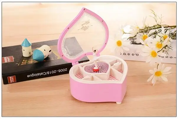 Музыкальная шкатулка для девочек креативная музыкальная в форме сердца танцев