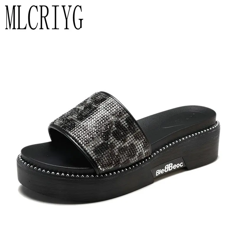 2019 г. Новые женские черные тапочки на плоской подошве набитый хрусталем мягкая