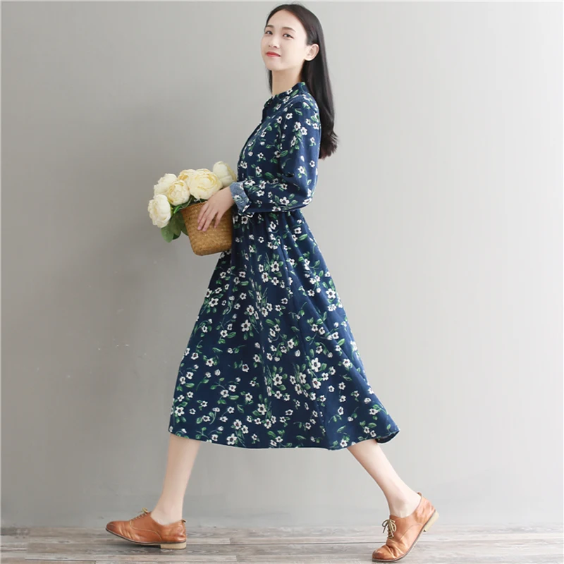 Женское вельветовое винтажное платье-трапеция длинное приталенное Повседневное