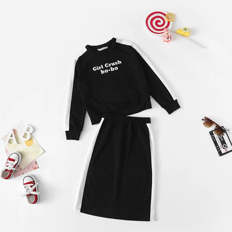 SHEIN/Черный Повседневный Топ с буквенным принтом и юбка для девочек; комплект из двух предметов; детская одежда; коллекция года; Весенний комплект детской одежды с длинными рукавами