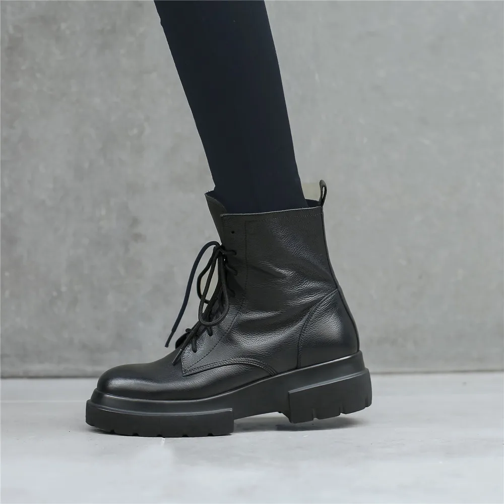 Мотоциклетные ботильоны из натуральной кожи со шнуровкой на толстом каблуке 5 см