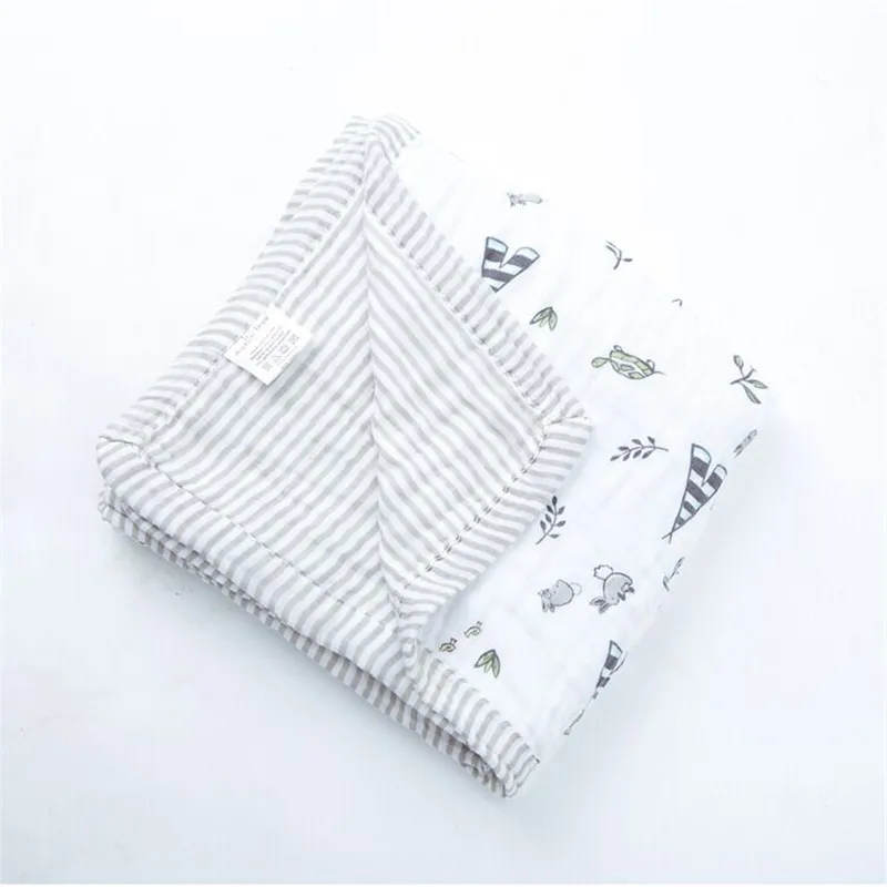 Трехслойное одеяло для новорожденных из бамбука 30% хлопка с широким краем