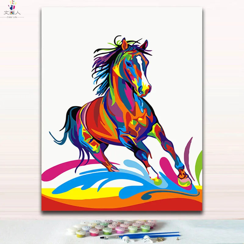 Творческая мультяшная лошадь с шарфом и шапкой художественные картины Рисование