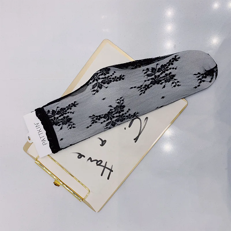 2019 Весна и лето новые модные кружевные короткие женские носки из тюля Япония