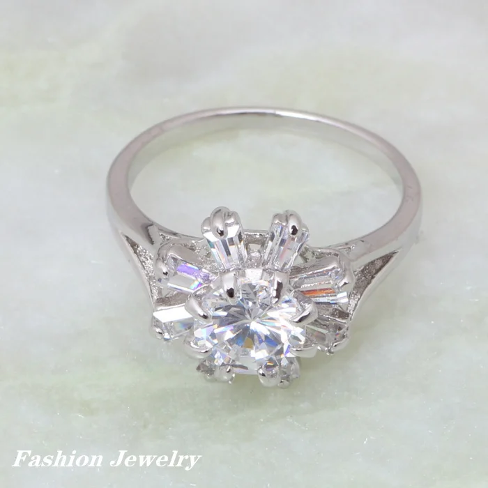 Рождественский подарок серебро Цвет со всавкой из цирконов квадратной формы