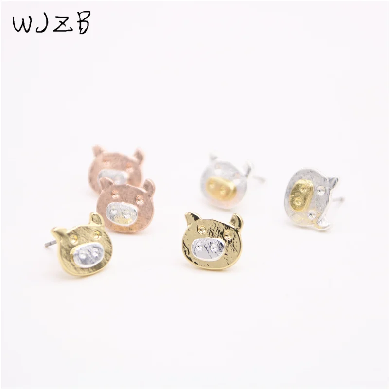 

WJZB Fashion pig stud earrings.The cute pig head stud is popular.Beautiful design for woman
