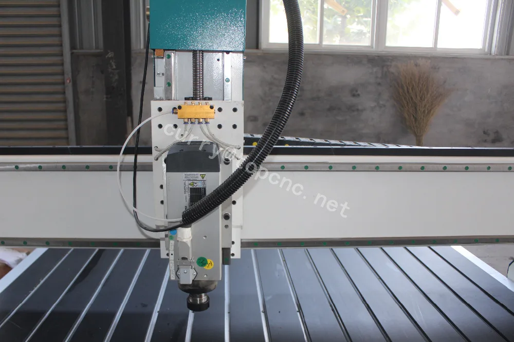 2018 фрезерный станок с ЧПУ для резьбы по дереву 3D цена 1325|3d cnc router|cnc router 1325cnc |