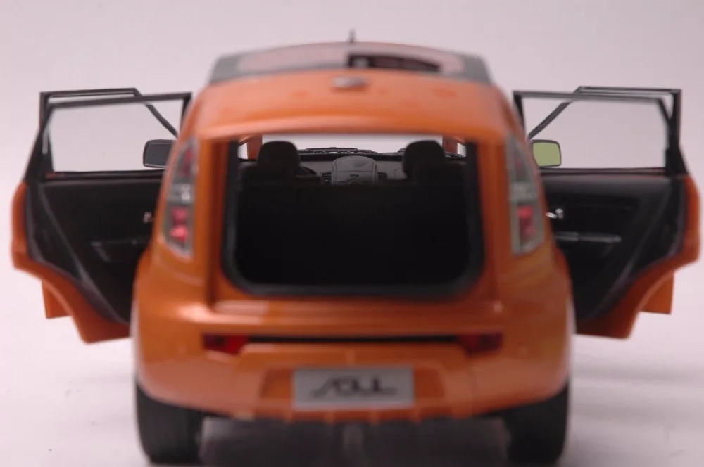 1:18 литая под давлением модель для Kia Soul оранжевый город внедорожник сплав игрушка автомобиль миниатюрная коллекция подарки