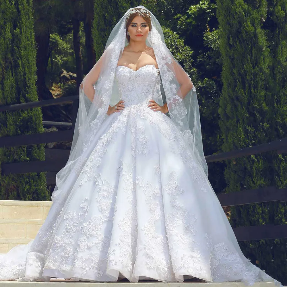 Gorgeous Vintage Lace Wedding Dress Sweetheart Neckline 2019 White Ball Gown Bride Dresses Corset Back | Свадьбы и торжества