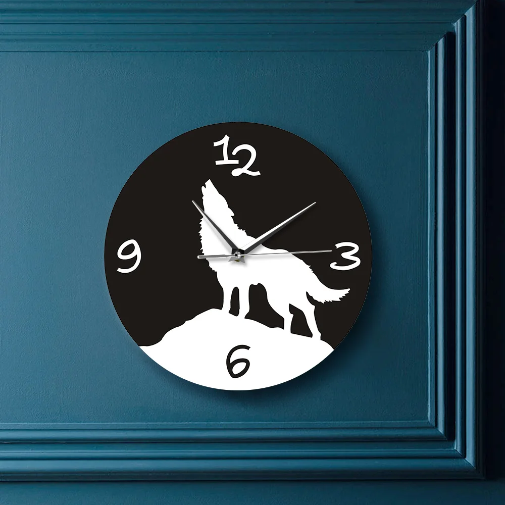 Alpha Male Howling Wolf Wall Clock Wildlife Decor Woodland Animal Tetom Art Decorative Hanging Watch | Дом и сад