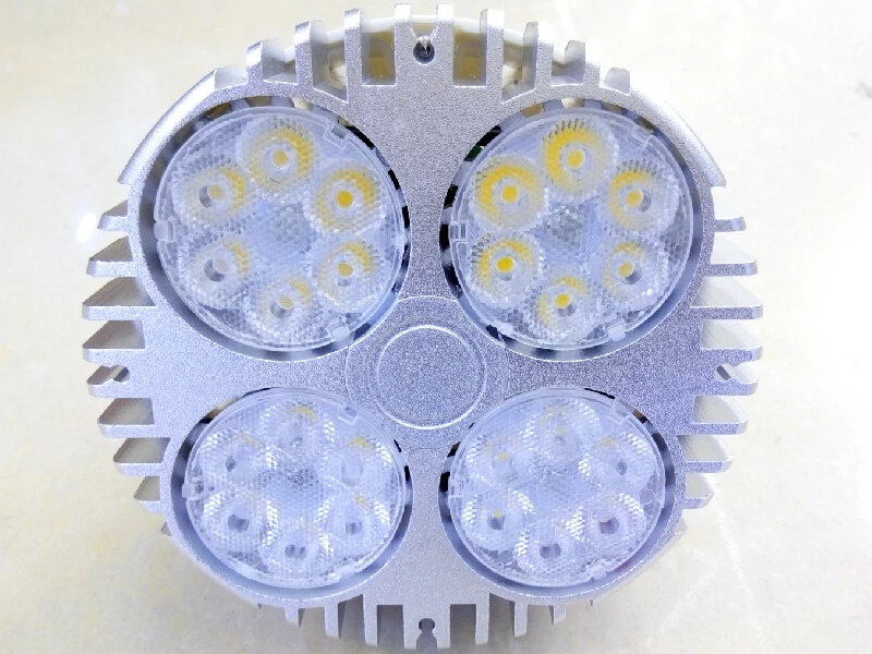

LED 35W Track Lighting Spot Lampada AC 110V 220V for Commercial Clothing Store Supermarket Hotel Jewelry Decoration White CE