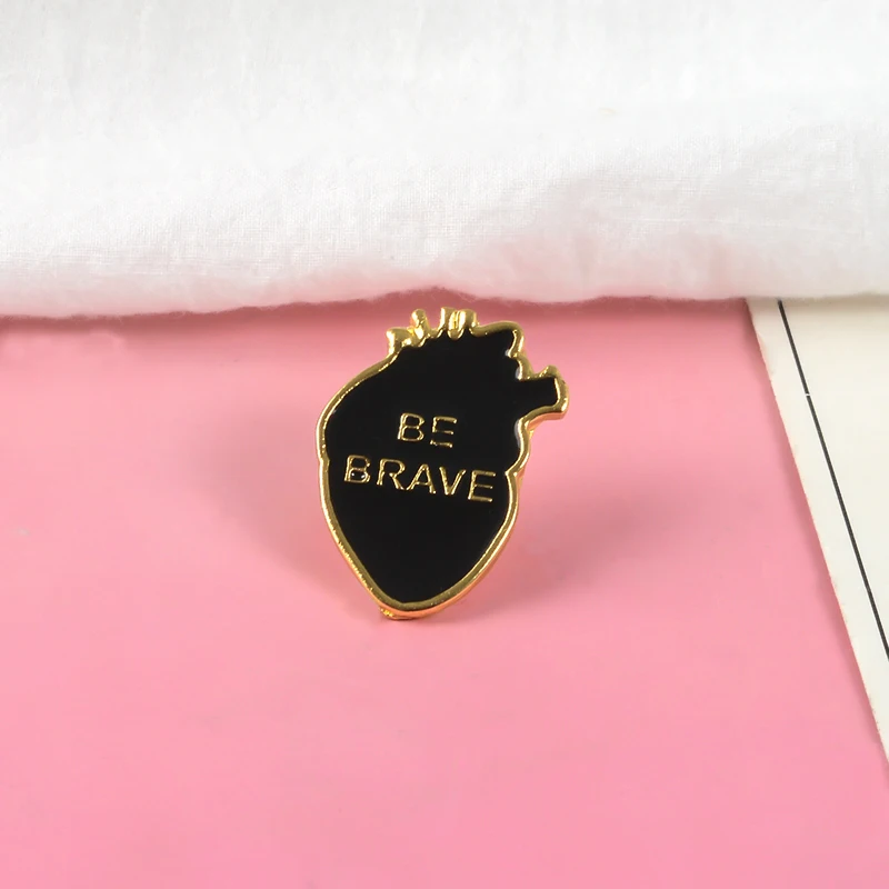 QIHE ювелирные изделия черный человеческого сердца pin Brave брошь вдохновение эмаль