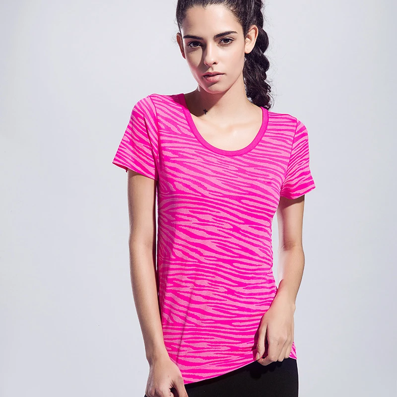 

2017 professional yoga Seamless Design Women O-Neck Breathable Sport Dry Quick T Shirt Brief female T-shirts For girls