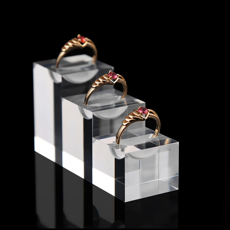 

Clear or Black 3 pcs Acrylic Ring Display Holder Rings Display Stand Jewelllery Display Holder Ring Showcase