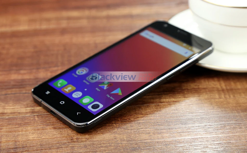 Blackview A7 мобильный телефон Android 7,0 MTK6580A четырехъядерный 5," 1 ГБ 8 ГБ 3 камеры 3g WCDMA 2800 мАч Dual SIM смартфон