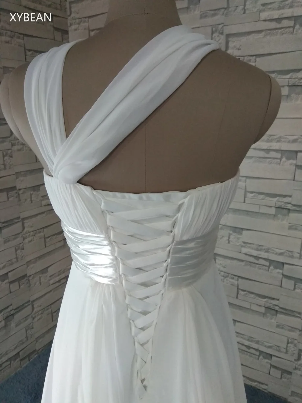 Новое пляжное платье на бретельках ручной работы с цветами из шифона белого