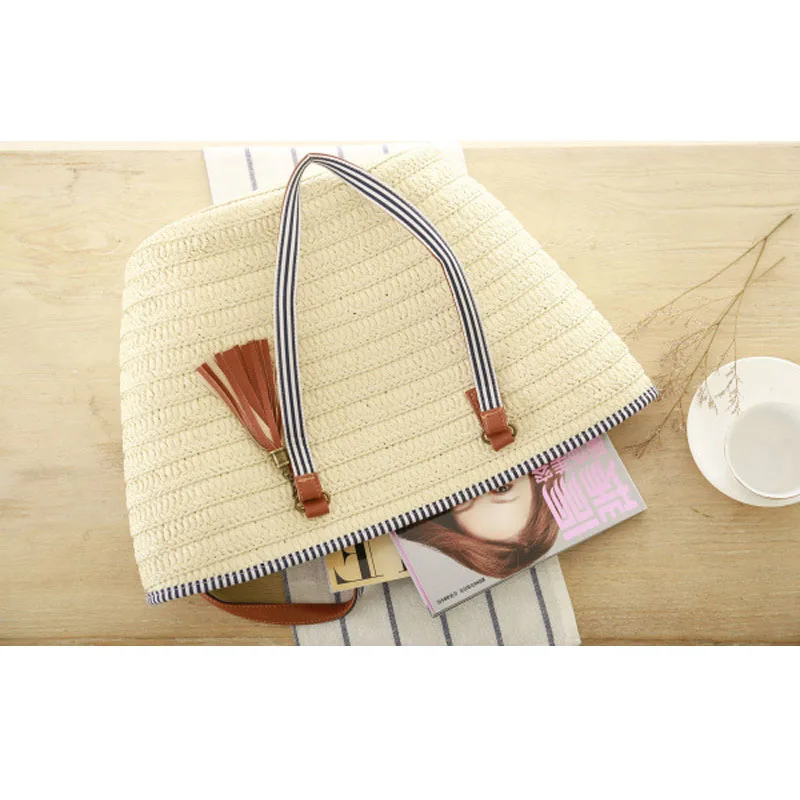 2020 летняя стильная пляжная сумка женская Соломенная Сумка через плечо с бахромой