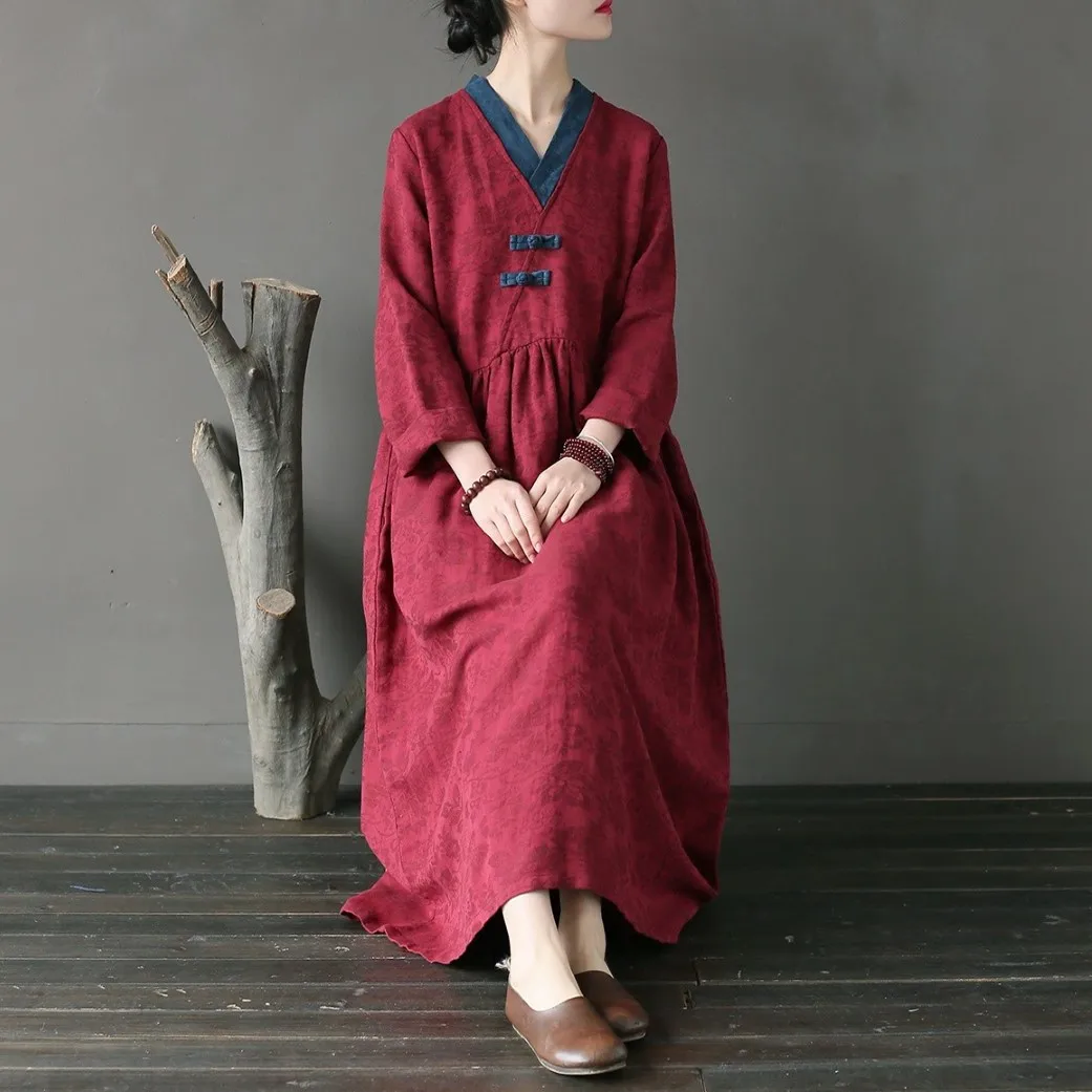 Платье жаккардовое с V-образным вырезом и завышенной талией в японском стиле