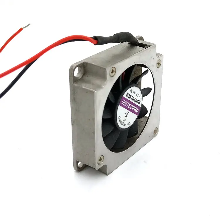 B3510X05B DC5V 0.15A 35x35x10 мм 3,5 см вентилятор охлаждения