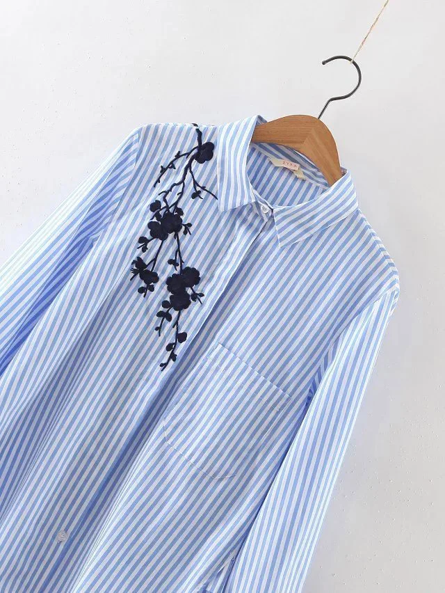 Женская блузка с вышивкой синяя хлопковая рубашка в полоску топ отложным