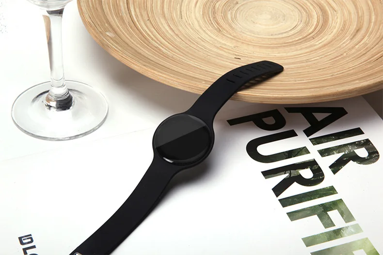 FDUCE Smartwatch Круглый Циферблат H8 Вибрации Вызов Напоминание Браслет Подвеска