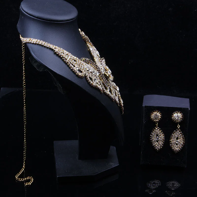 2018 Свадебные ювелирные изделия Черный Кристалл Стразы Цветок Ожерелье Комплект