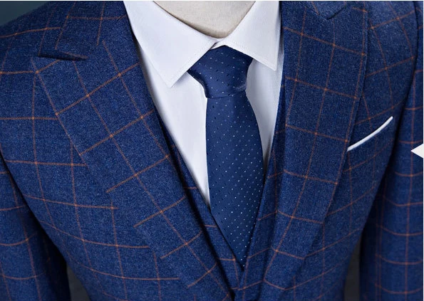 

2018 wedding suits for men costume homme 3 pieces ff customized slim fit mens tuxedo christmas suit (Jacket + Pants + Bow)