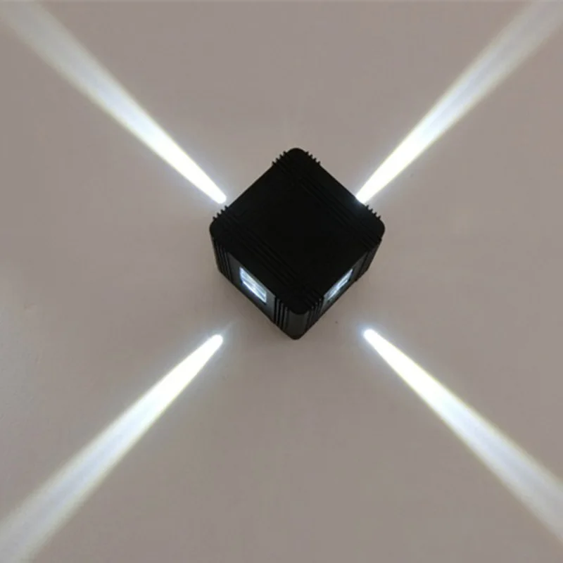 Настенный светильник квадратного дизайна 4 освещения покрытие из алюминия CREE LED