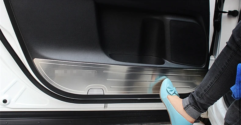 For Honda Odyssey 2015-2018 Car-Styling Protector Side Edge Protected Anti-kick Door Mats Cover case decoration Auto Accessories |