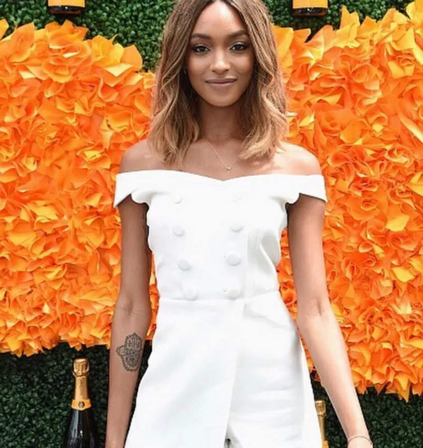 Стиль № P172 белые комбинезоны с открытыми плечами и пуговицами|white playsuit|playsuit whiteoff