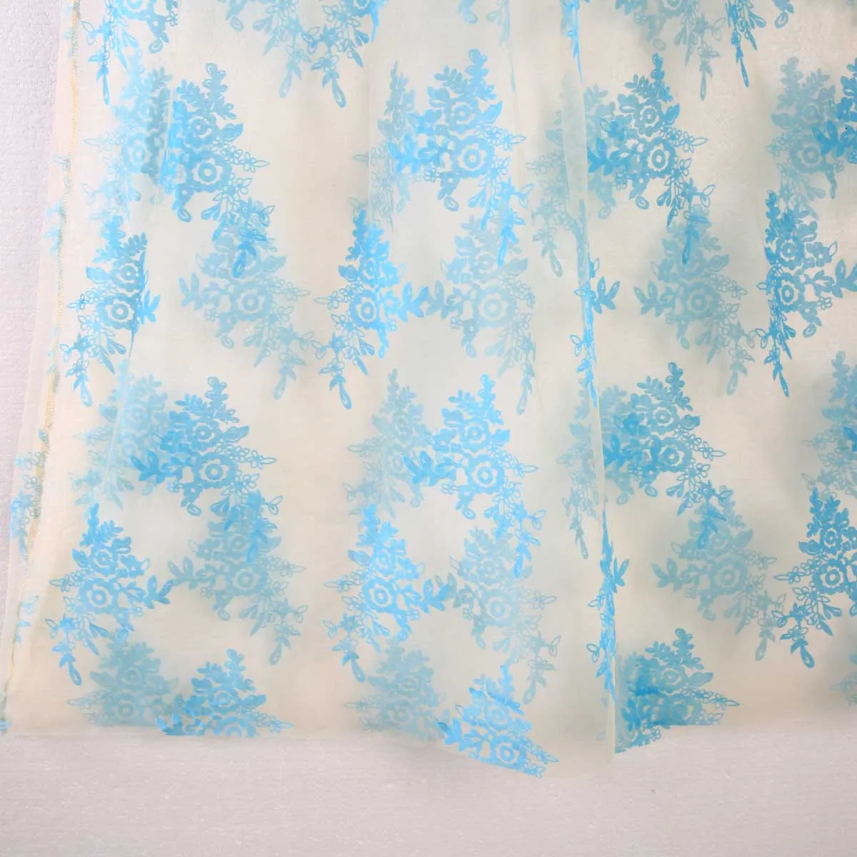 Платье женское повседневное длинное с длинным рукавом и треугольным