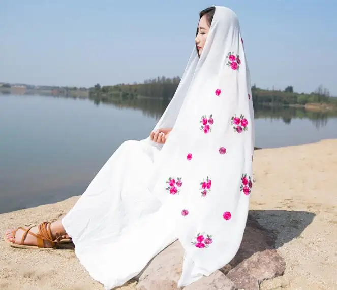 

Women Scarf Cotton Blend Flower Embroidery National Wind Shawls Feminino Muffler Long Scarve