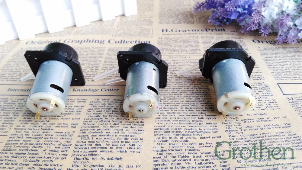 12 В постоянного тока D4 лабораторный дозирующий насос перистальтическая головка