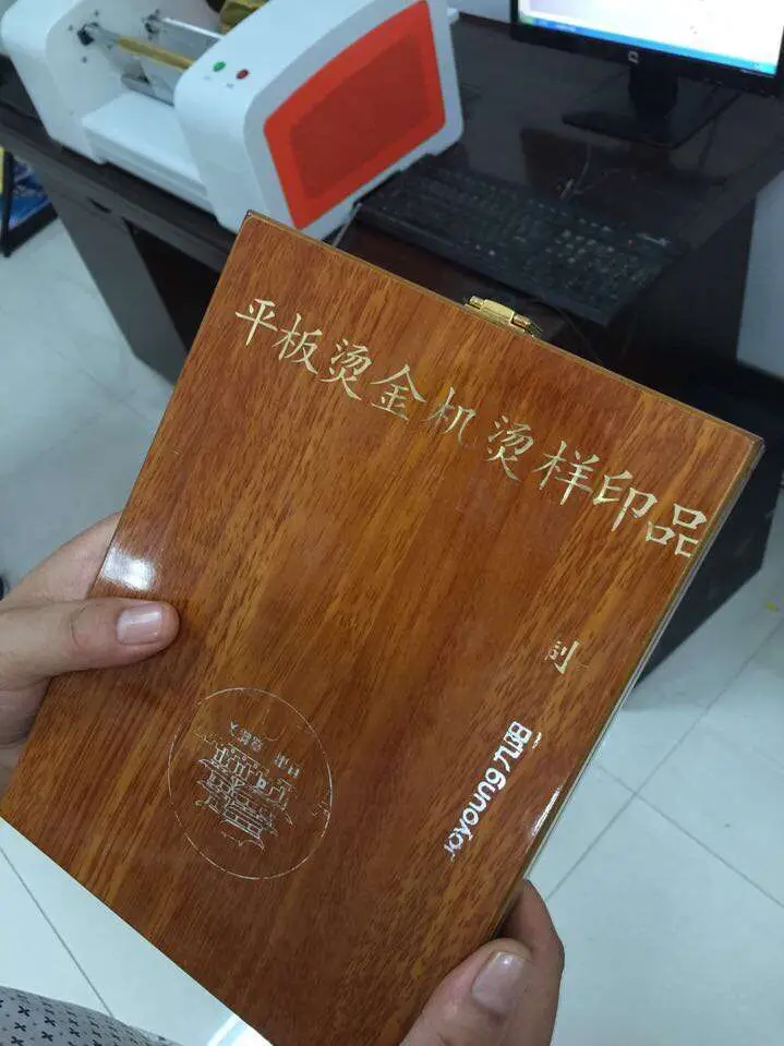 Новое поступление машина для горячего тиснения фольгой бумаги дерева