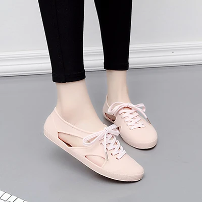 pink flatsC57 Стильные женские босоножки; прозрачная обувь на шнуровке с вырезами; быстросохнущие летние пляжные повседневные туфли без застежки на плоской подошве с круглым носком; kea; корейский стиль - Цвет: pink flatsC57