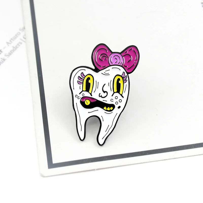 Забавная брошь с зубцами мультяшный красочный бант блестящими выражениями